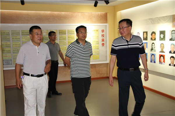 我校邀請專家學者座談，為學校發展把脈